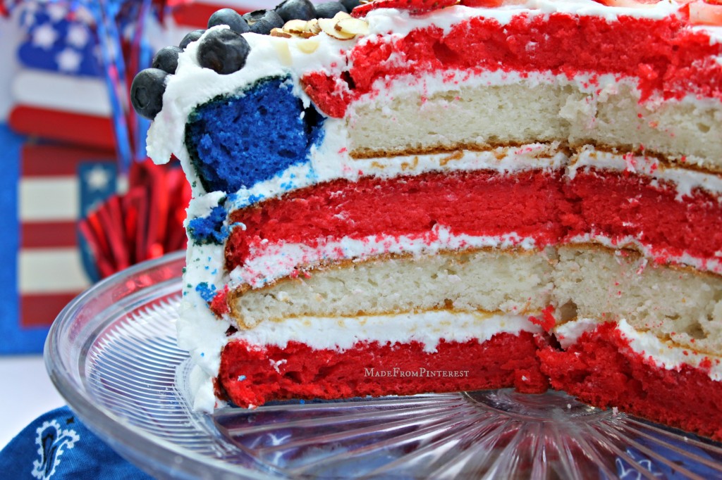 I thought a flag cake would be too hard to do. Believe me, if I can make it, you can make it! A tutorial from the sisters at MadeFromPinterest