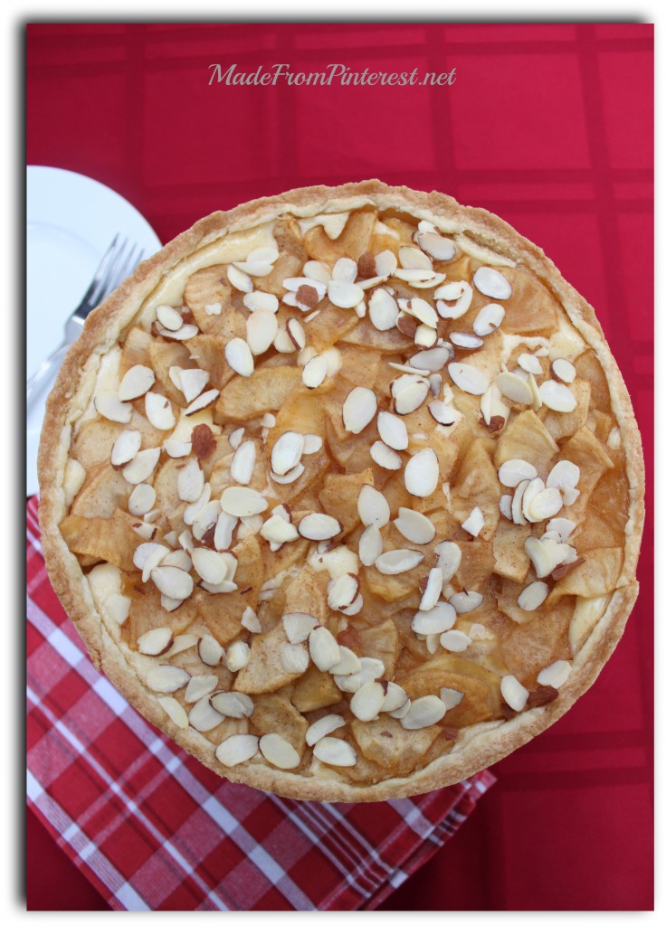 Bavarian Apple Torte |MadeFromPinterest.net|