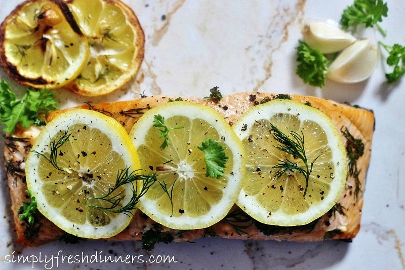 Baked-Salmon-Lemon-Parsley