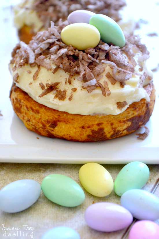 Easter-Cinnamon-Rolls