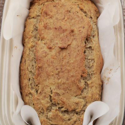 Healthy Banana Bread Recipe - This is a healthy recipe that actually tastes good! Honey is used instead of white sugar for a milder sweet taste.