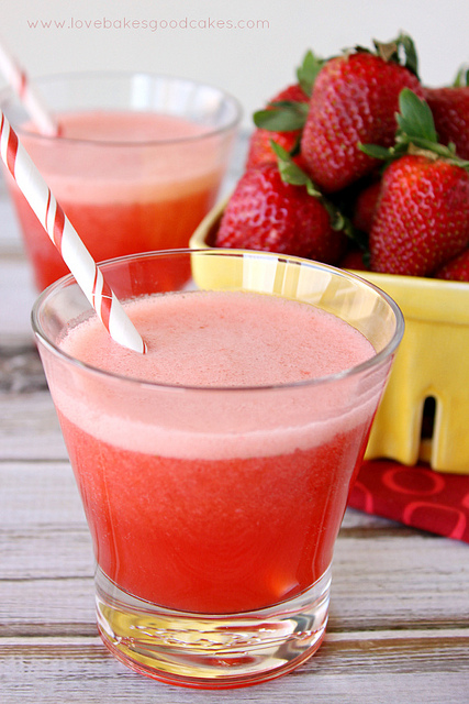 Strawberry-Agua-Fresca