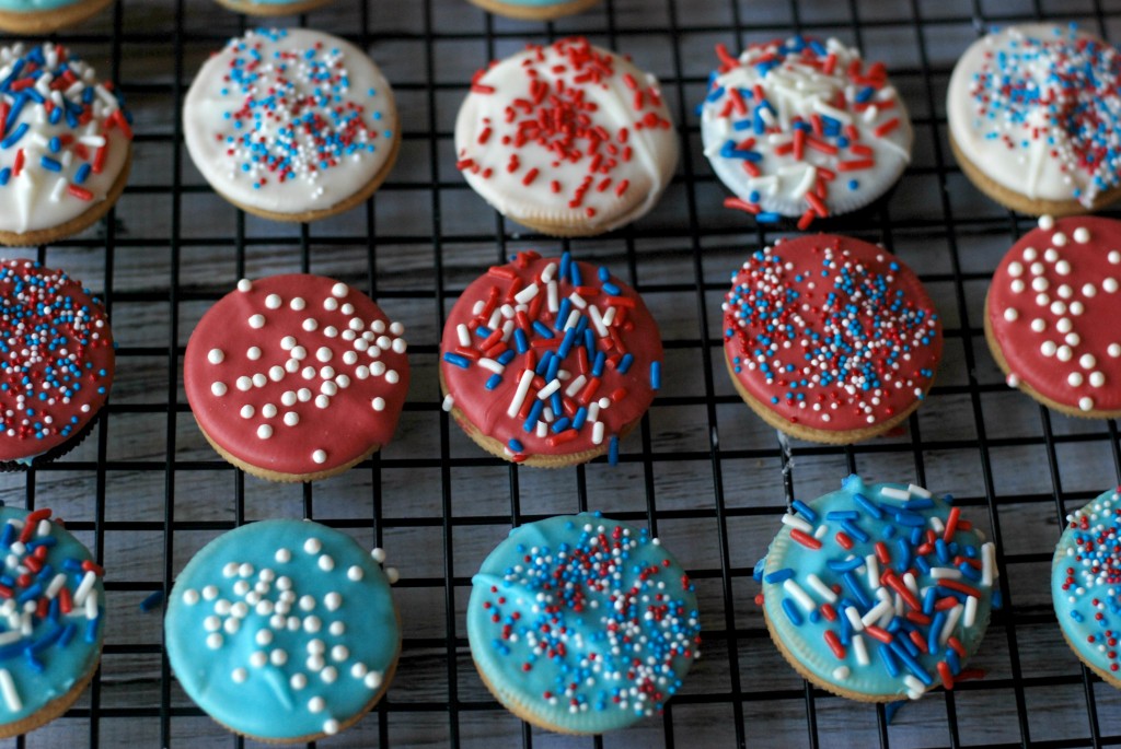 Chocolate Dipped Oreos. A quick treat with a burst of color!