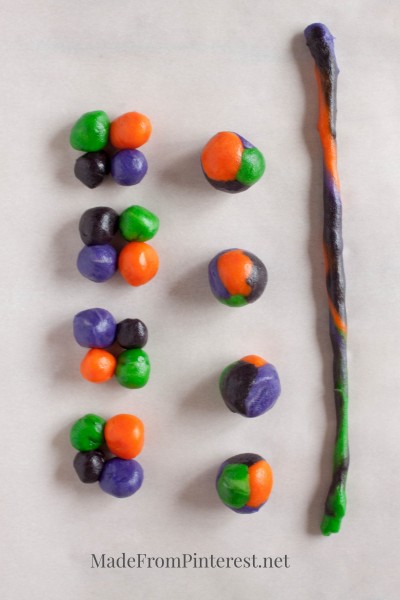 Twisted Halloween Sugar Cookies - combine 4 colors into one ball and then roll out into a rope.