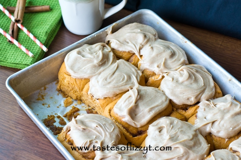 Pumpkin-Pudding-Rolls