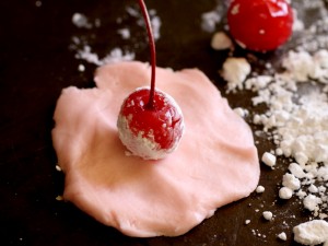 white-chocolate-covered-bourbon-cherries-fondant