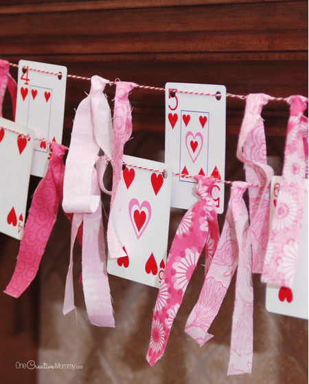 Valentines Banner - Give your mantle a fun romantic look with this adorable Valentine's Day Banner craft. This is such a fun DIY project for Valentine's Day!