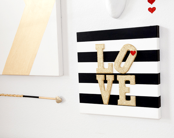 Stripe-Glitter-Valentine-Canvas