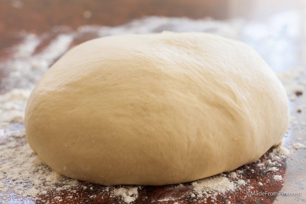 Soft, tender, easy homemade dinner rolls. Perfect side dish for spring holiday meals!