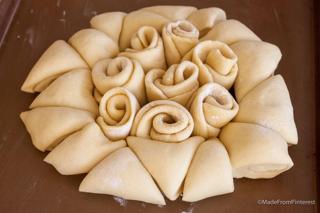 Soft, tender, easy homemade dinner rolls. Perfect side dish for spring holiday meals!