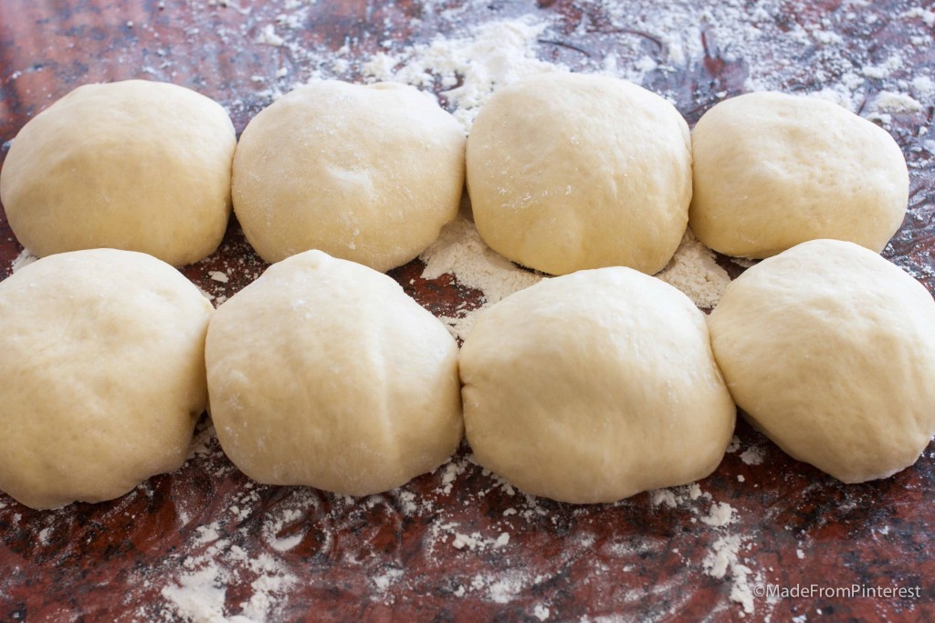 Soft, tender, easy homemade dinner rolls. Perfect side dish for spring holiday meals!