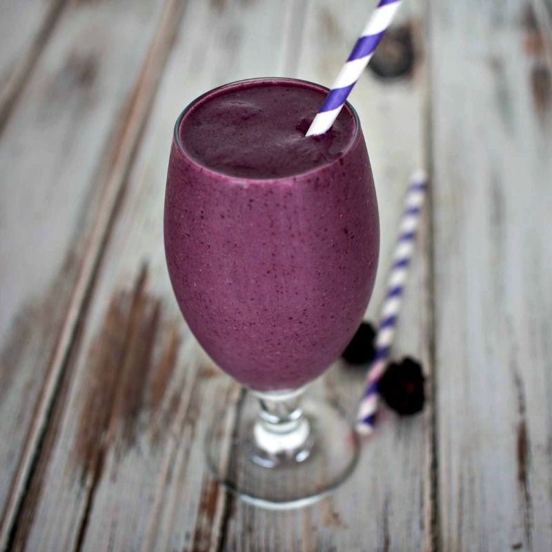 Blackberry-Oatmeal-Smoothie