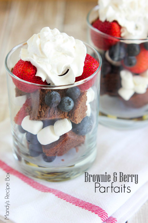 Brownie-and-Berry-Parfaits-SweetSwaps-SplendaSweeties
