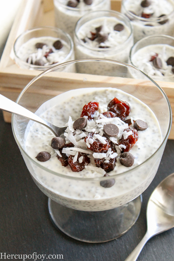 Chia Seed Pudding Cups: A delicious, yet healthy, chia seed pudding cup perfect for a quick breakfast or late night sweet tooth craving.