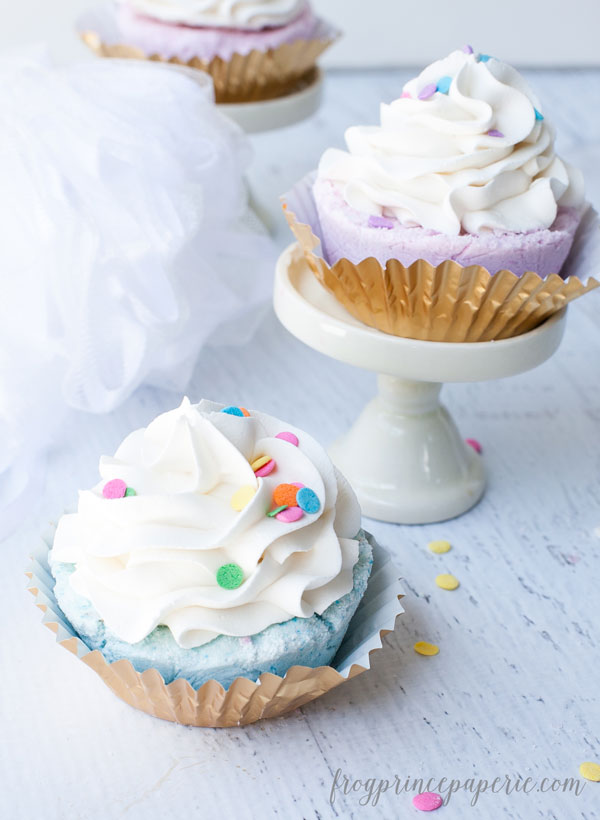 Fizzy Cupcake Bath Bombs - TGIF - This Grandma is Fun