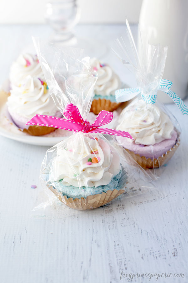 Fizzy Cupcake Bath Bombs TGIF This Grandma is Fun