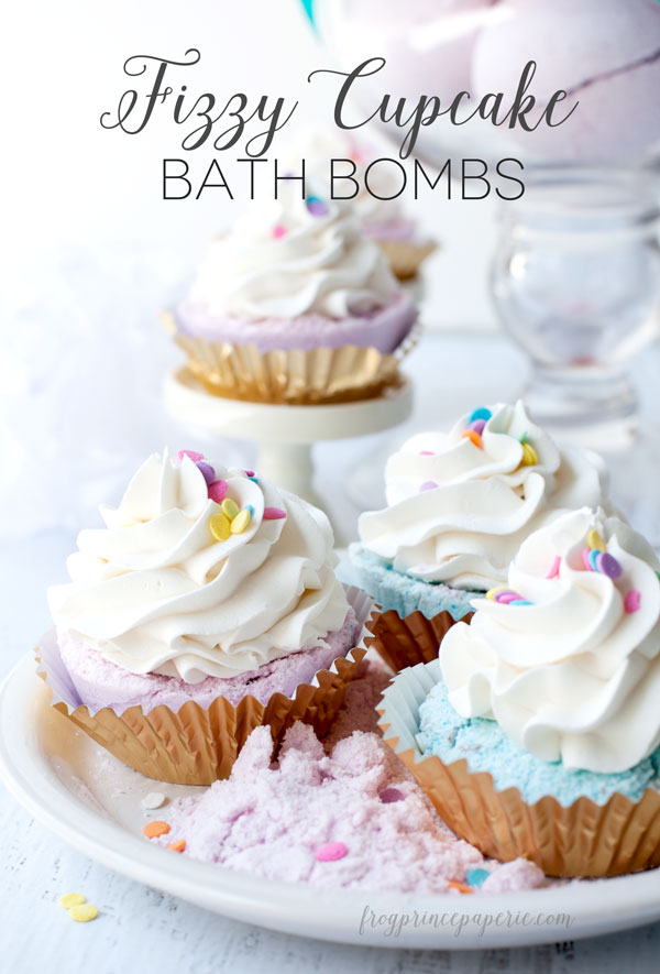 Fizzy Cupcake Bath Bomb | Bath Bomb Recipes That Are Easy To DIY | Makeup Tutorials