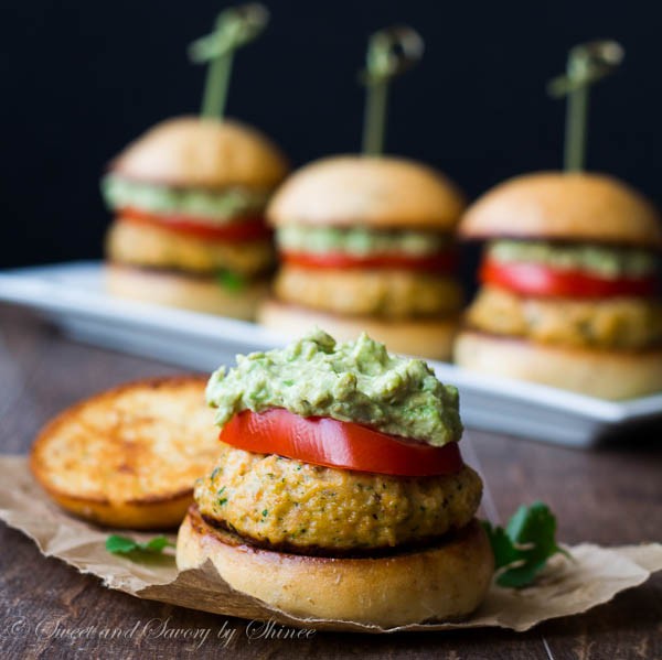 Salmon-Burger-Sliders