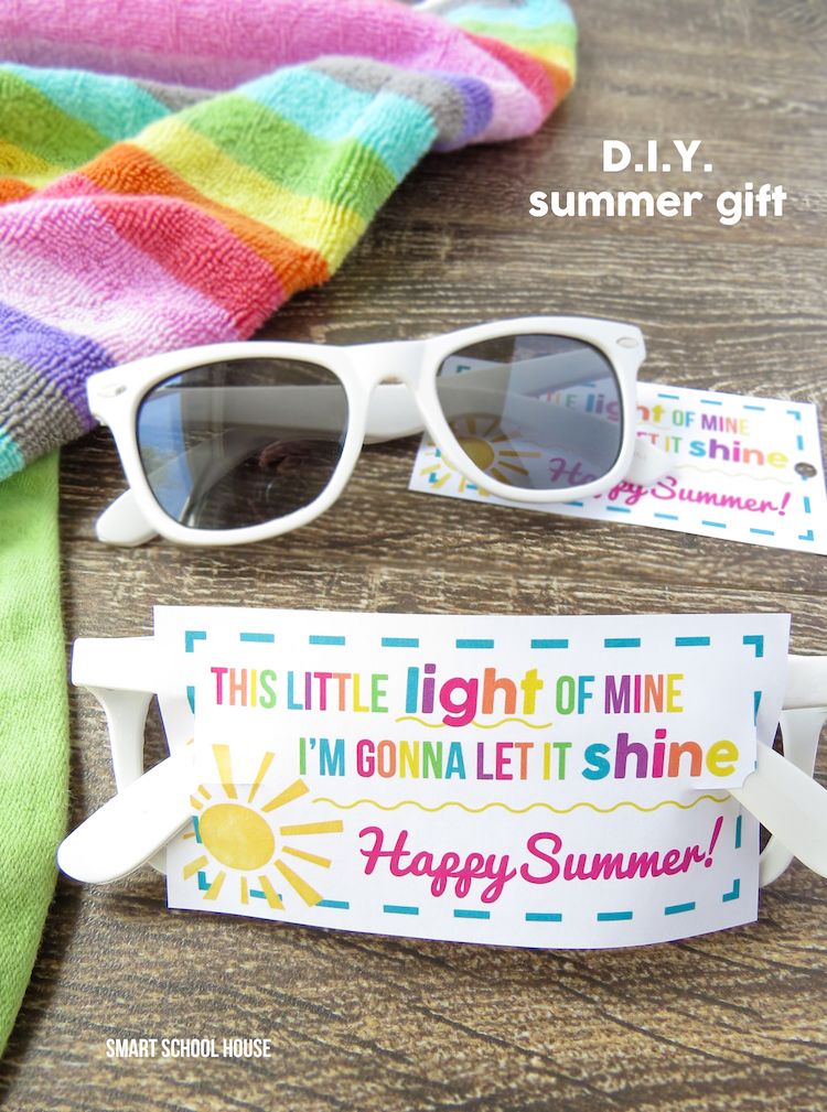 This Little Light of Mine Sunglasses Printable. A $1 end of year gift idea!