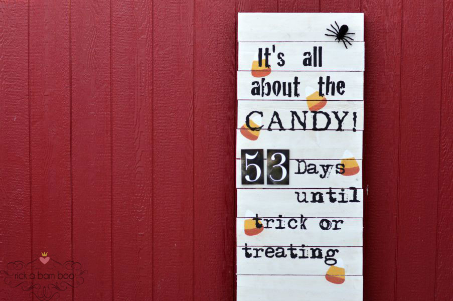 Count down to the most important part of Halloween, the candy, with this adorable DIY pallet inspired sign.