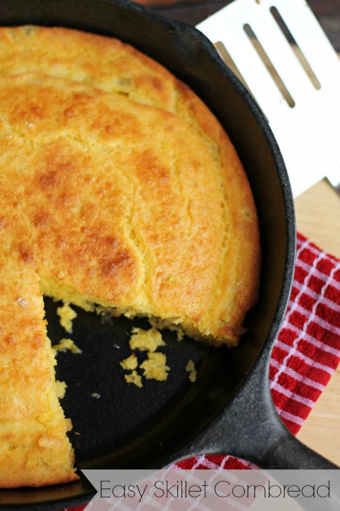 Skillet Cornbread Recipe, mouth watering and perfect for a Southern meal