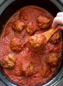 Super-Tender-Slow-Cooker-Italian-Meatballs-Chef-Savvy