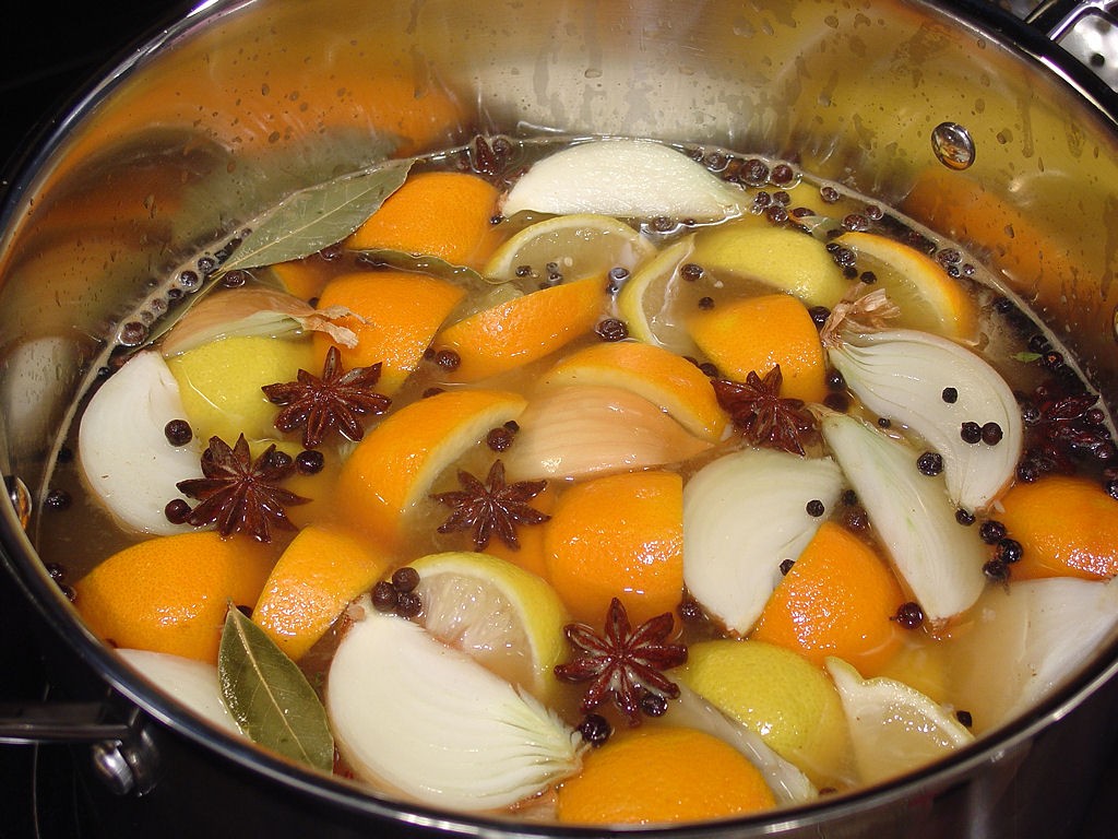 Apple Cider and Citrus Turkey, a lot of flavor to change up this year's Thanksgiving.