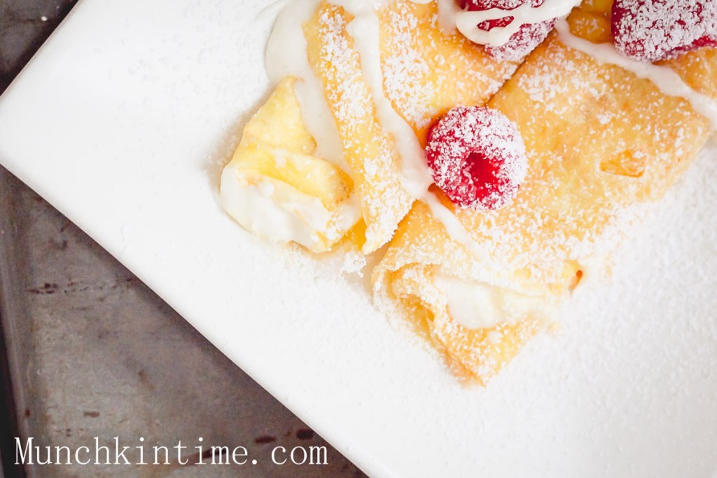 Mouthwatering-Crepes-with-White-Cream-15