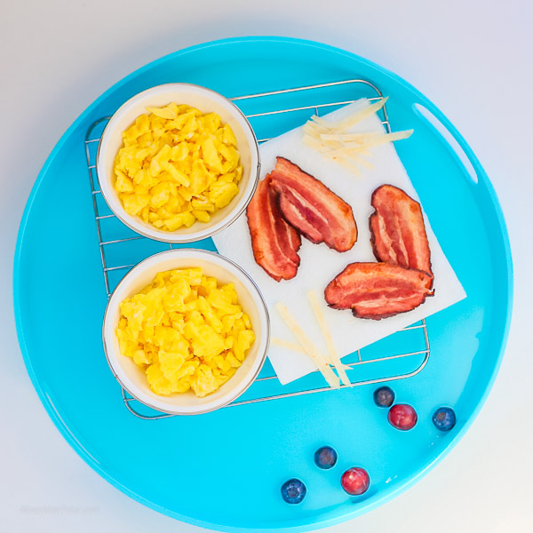 Easter Bunny Breakfast Idea for Kids -- www.munchkintime.com #easterideas