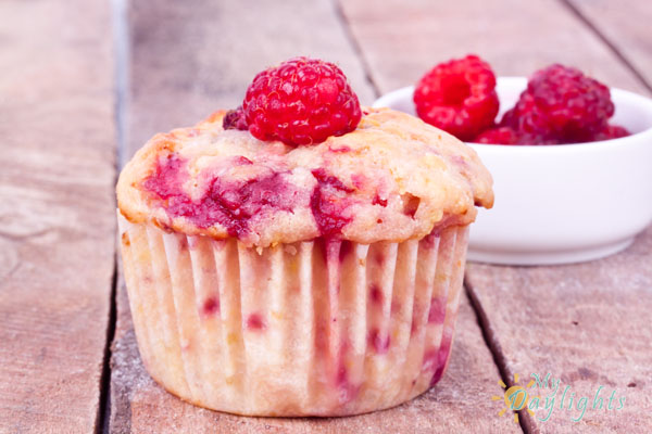 raspberry muffin