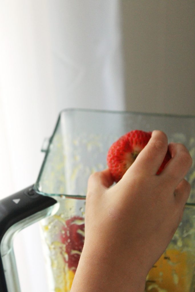 Simple, easy peach strawberry popsicles made with just 3 ingredients! | Made from Pinterest