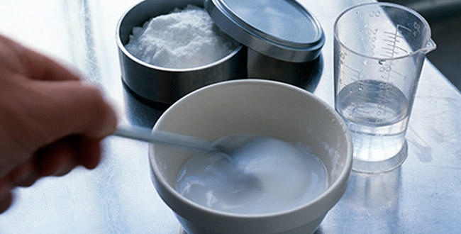 baking-soda-paste