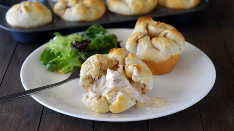 chicken-bacon-alfredo-biscuit-cups