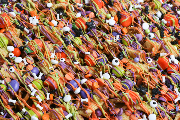 Halloween Snack Mix