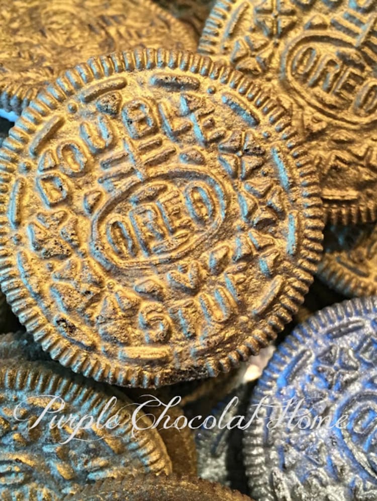 Gold Doubloon Oreos Pirate Food Ideas
