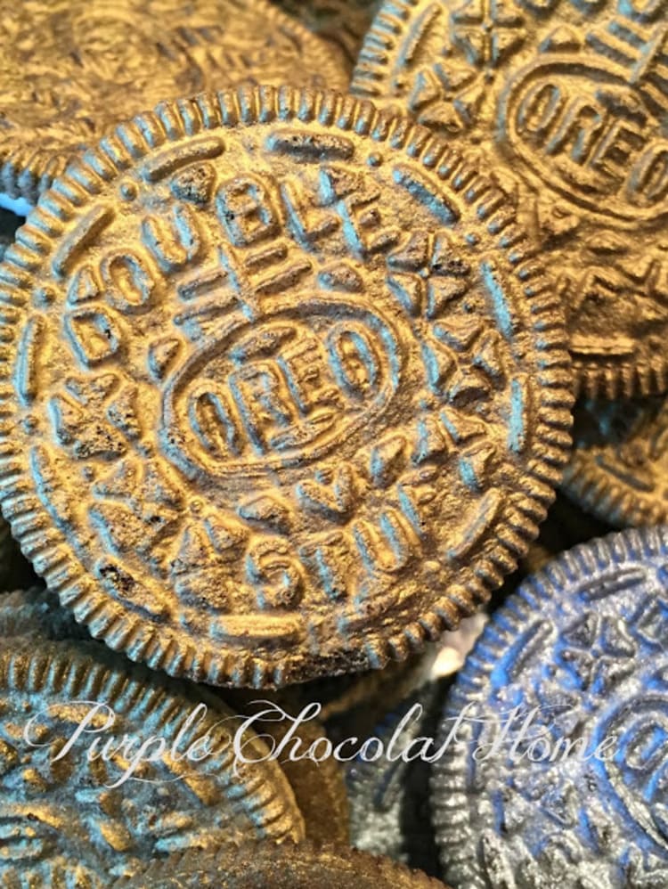 Gold Doubloon Oreos Pirate Food Ideas