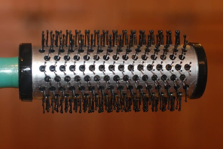 How to clean round hair brush deals